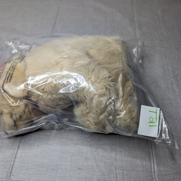 2015 FAO Schwarz Toys R Us Golden Retriever Dog Sitting Plush Toy Medium 12” - Picture 16 of 16